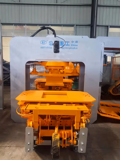 Tuile de terrazzo de toit en béton faisant la machine